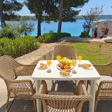 Apartment Front With Swimming Pool, Illyria 101